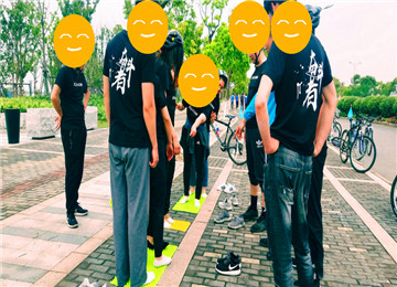 f66de0d45f2ffcc2e8607eacf96b77f3.jpg