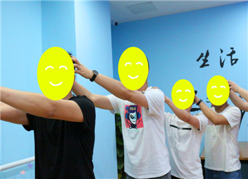 d4bf9f4977cca0cc1969008b6c7748b0.jpg