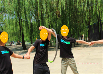 eeff657cb32628f6b4f6894b0ed223f4.jpg