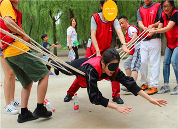 8aaa2edb404af64f2709df4a15e0874d.jpg